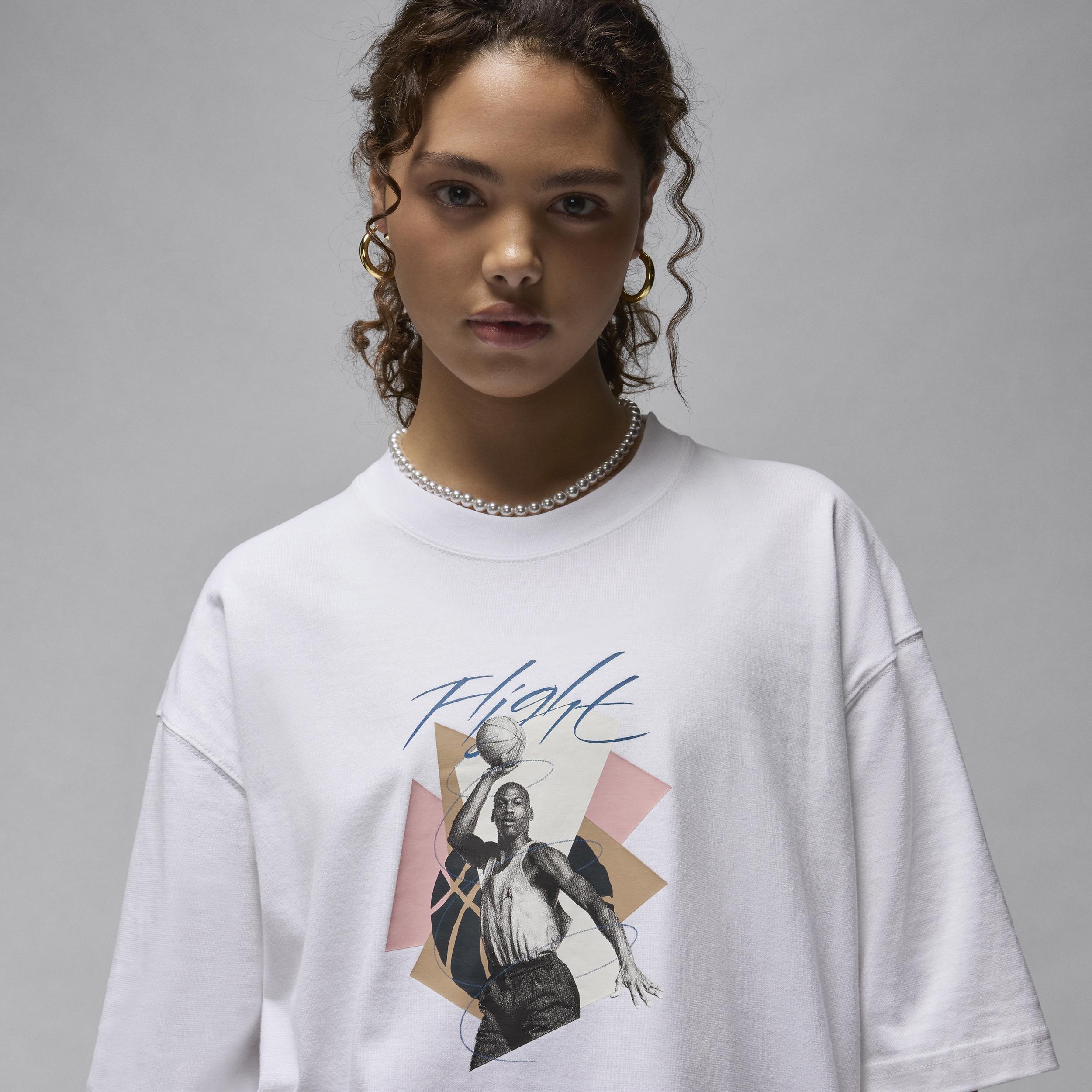 Jordan Women's Oversized Graphic T-Shirt Product Image