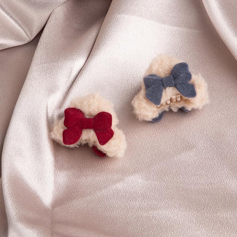 Fleece Bow Hair Clip Product Image