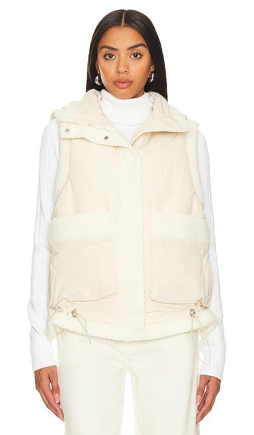 Toast Society Mila Puffer Vest Size L. Product Image