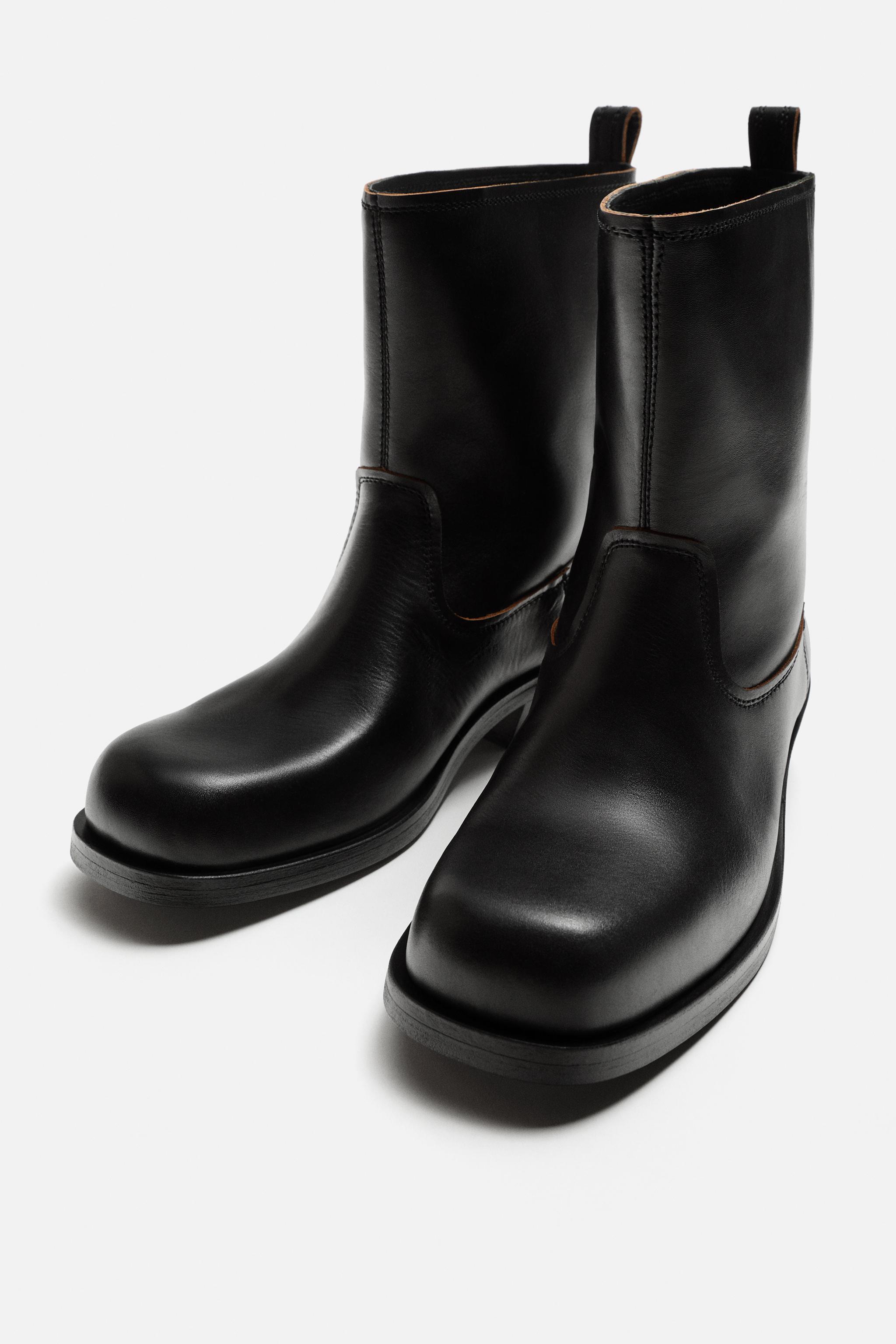 LEATHER CHELSEA BOOTS Product Image