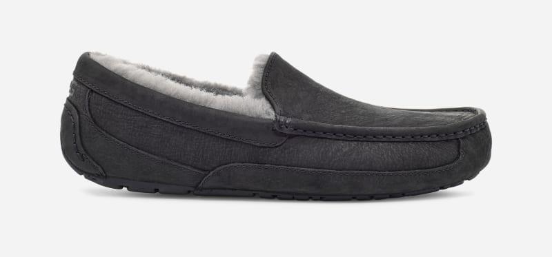 UGG(r) Ascot Leather Slipper Product Image