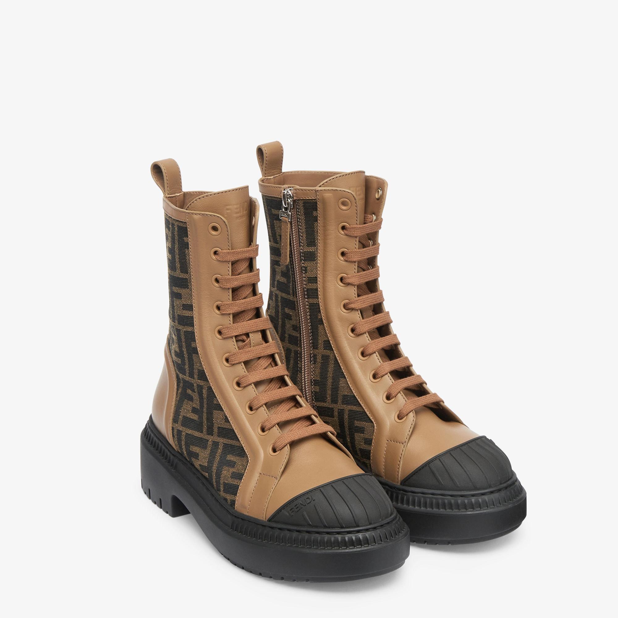 DominoBeige leather biker boots Product Image