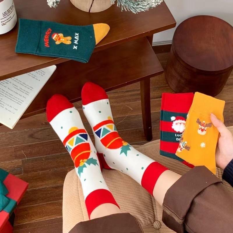 Christmas Cartoon Print Socks Product Image