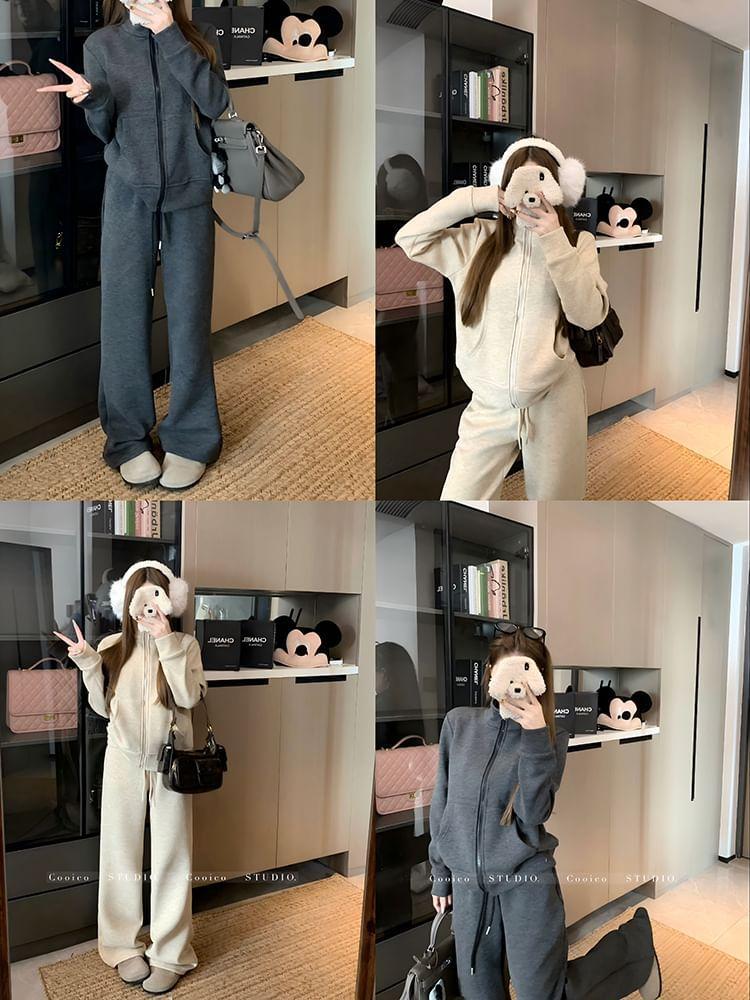 Stand Collar Zip Jacket / Drawstring Waist Wide Leg Sweatpants Product Image