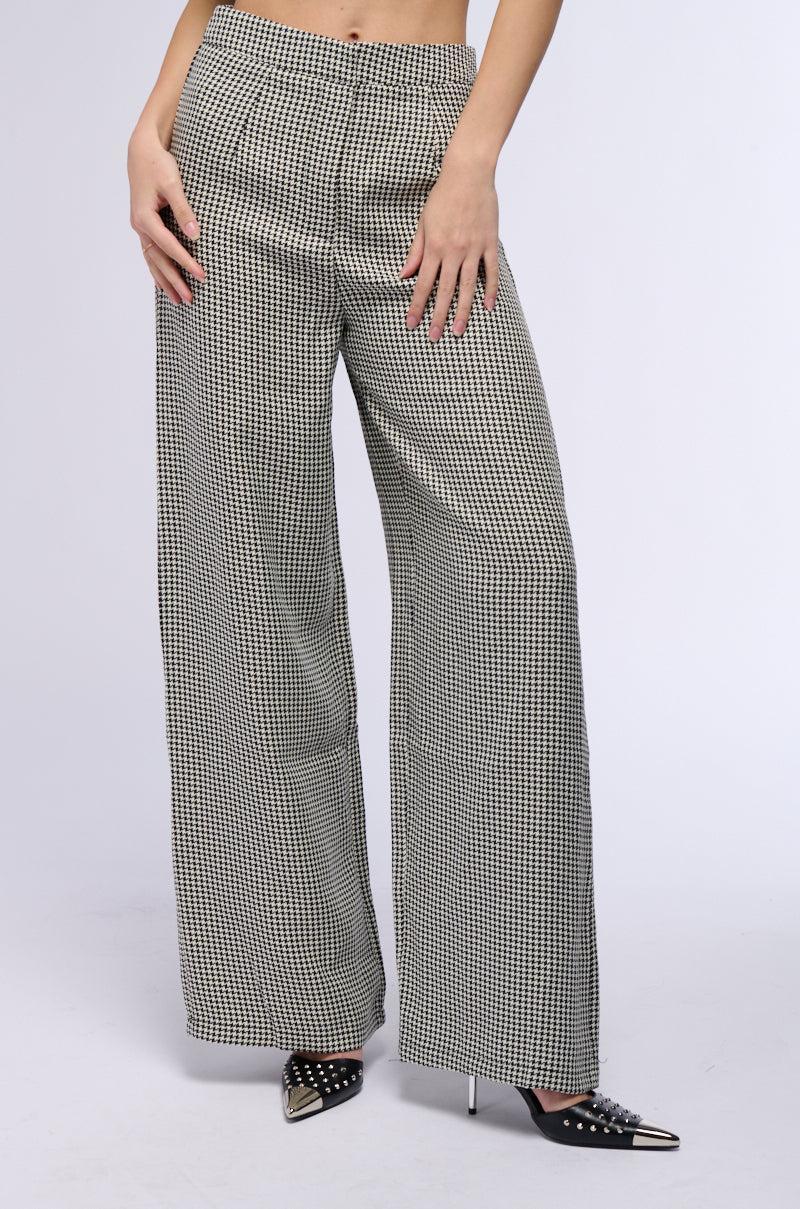 BUSINESS CASUAL HOUNDSTOOTH WIDE LEG WOVEN TROUSER Product Image