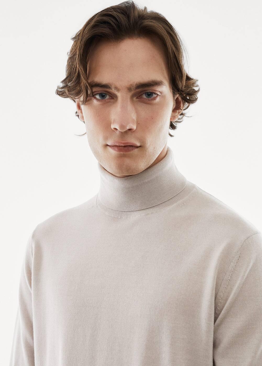 MANGO MAN - 100% merino wool turtleneck sweater light/pastel greyMen Product Image