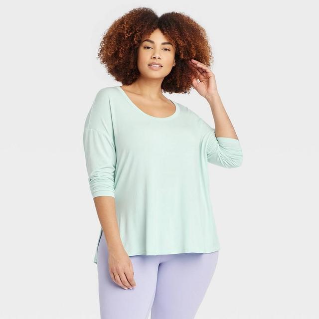 Womens Legging Friendly Side Slit Long Sleeve Top - All In Motion Mint 2X Product Image