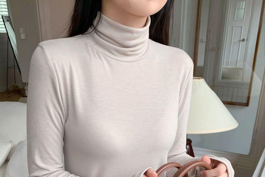 Long-Sleeve Turtleneck Plain Slim-Fit Top Product Image