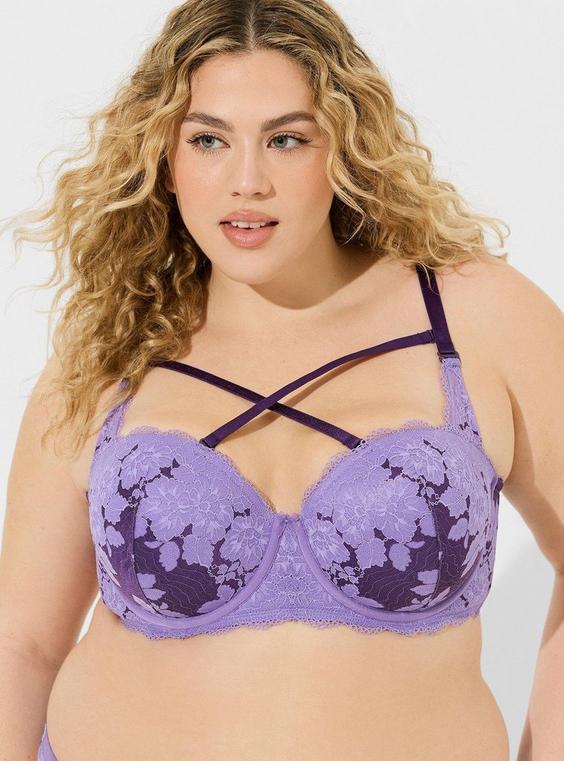 Bombshell Everyday Strapless Push-Up Bra Product Image