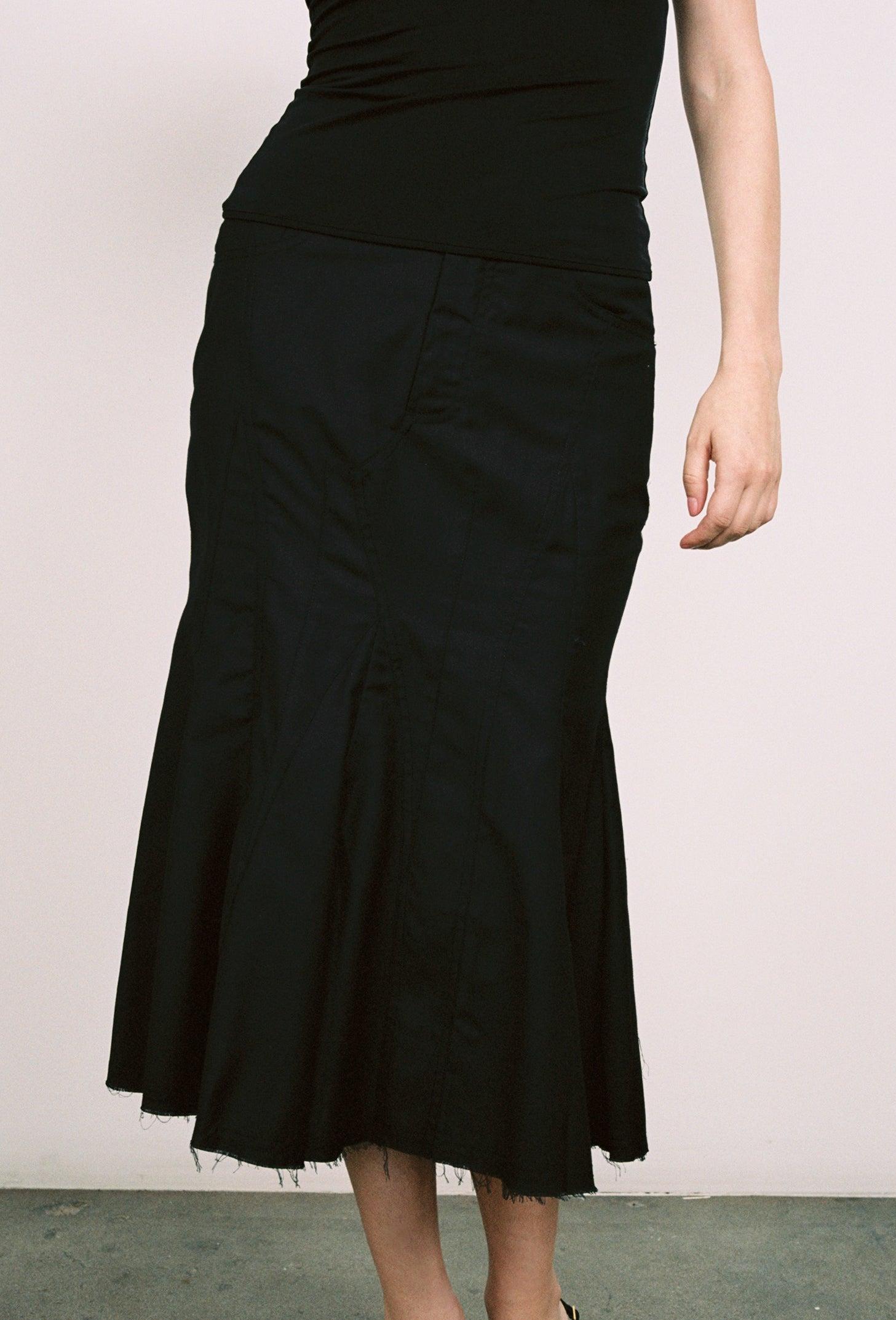 GAUDI SKIRT - BLACK Product Image