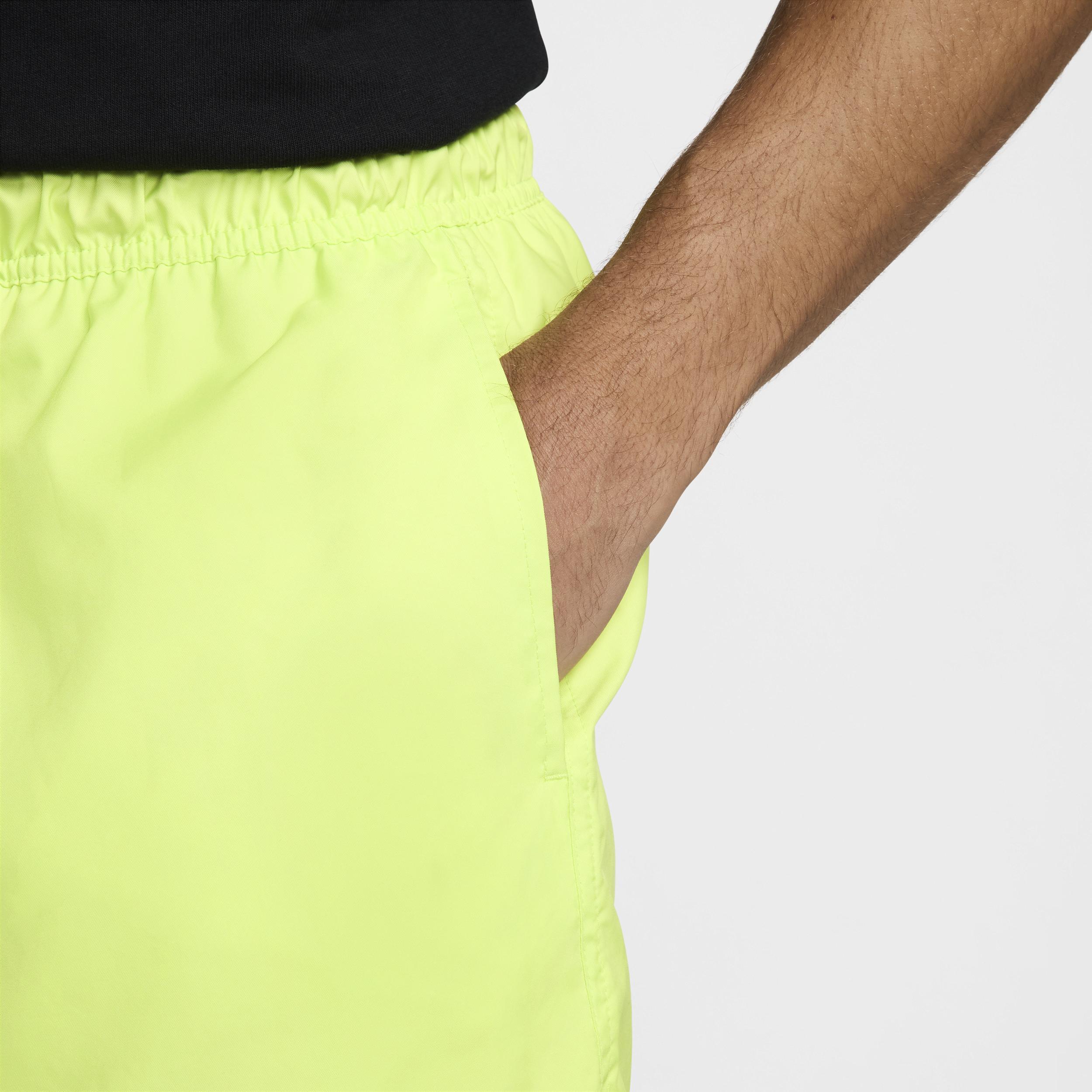 Nike Men's Club Flow Shorts Product Image