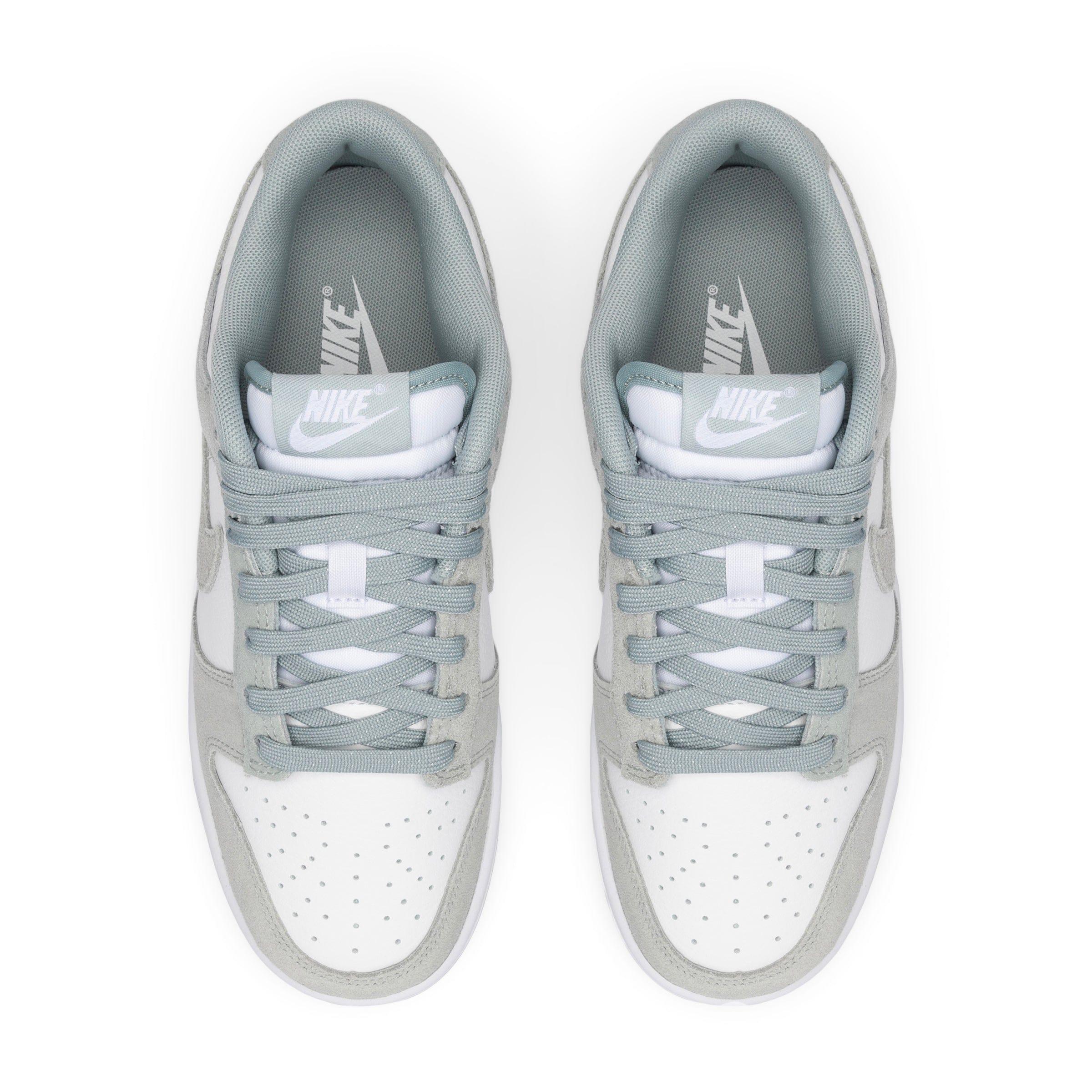 NIKE DUNK LOW RETRO SE Male Product Image