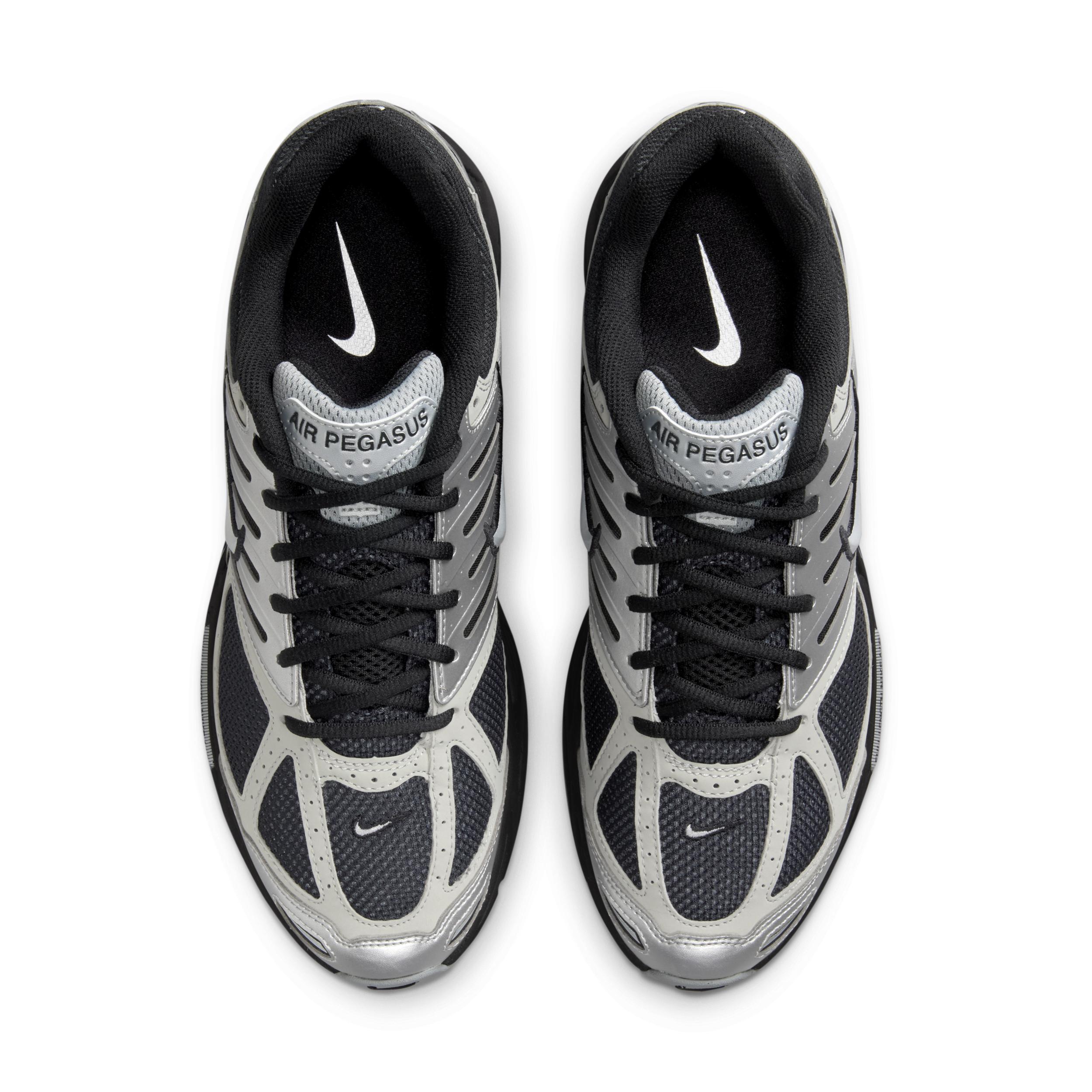 Nike Men's Air Pegasus 2005 Shoes Product Image