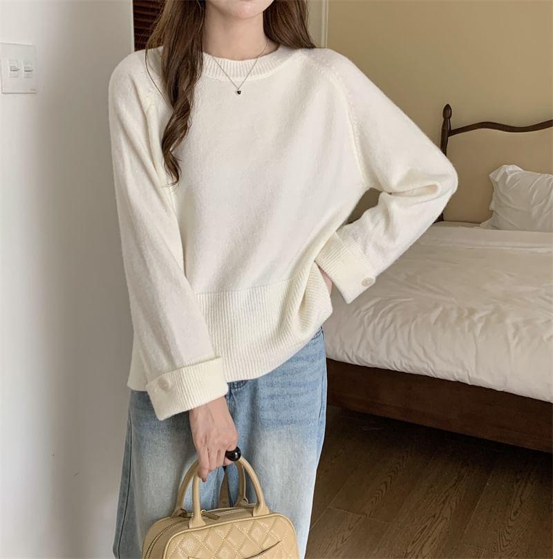 Long-Sleeve Crewneck Plain Knit Top Product Image