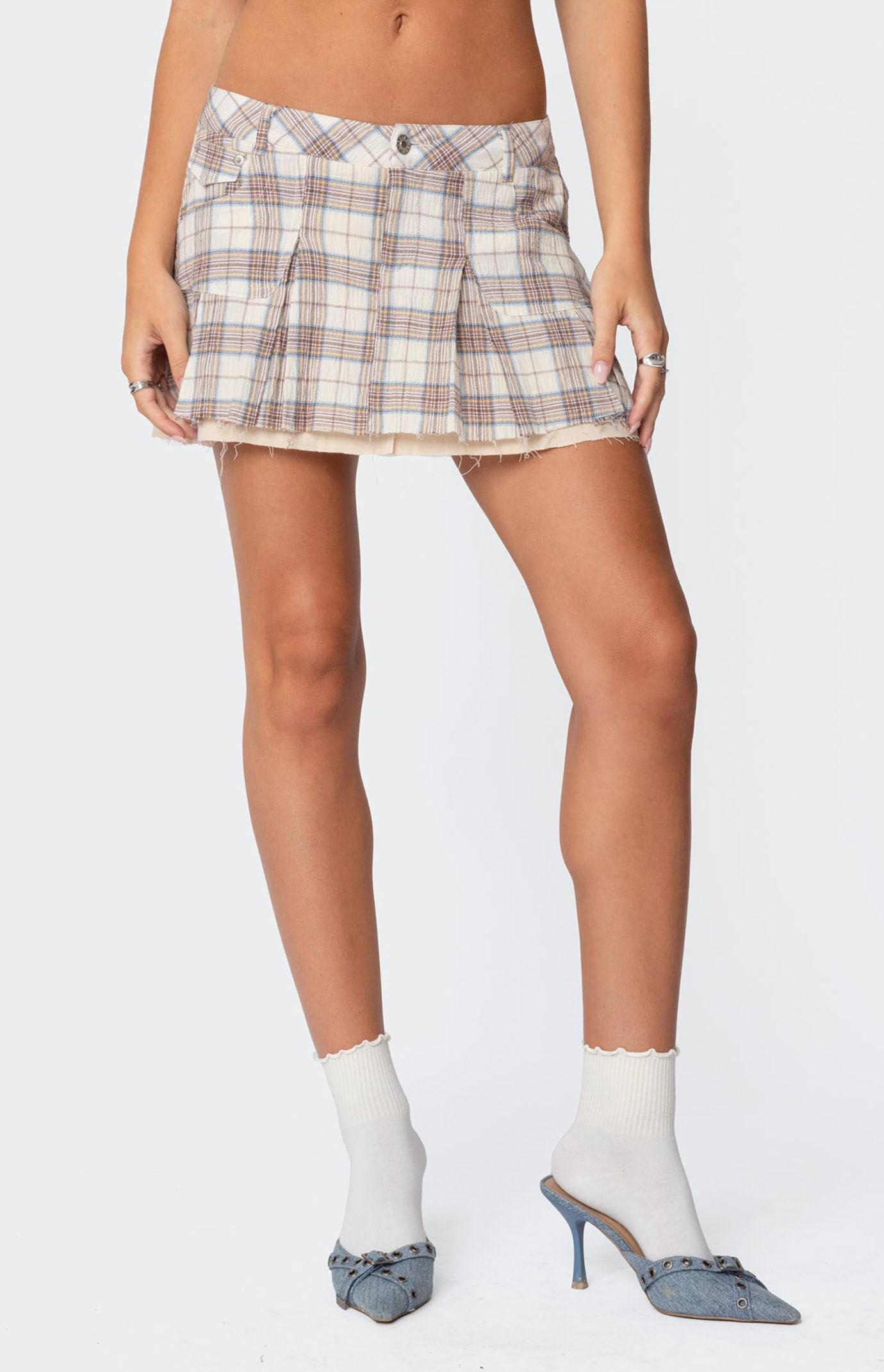 Edikted Women's Roni Plaid Pleated Mini Skirt Product Image