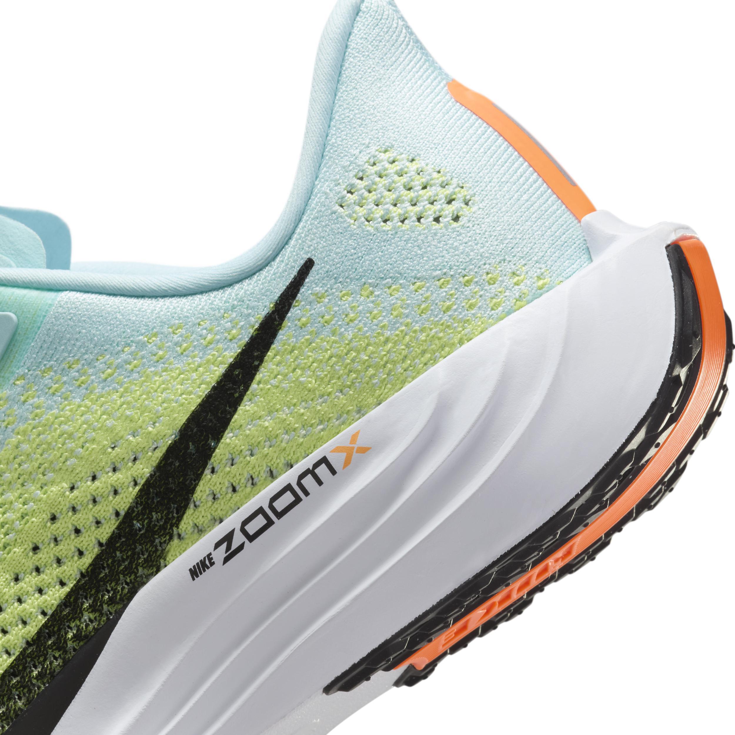 Nike Women's Pegasus Plus Road Running Shoes Product Image