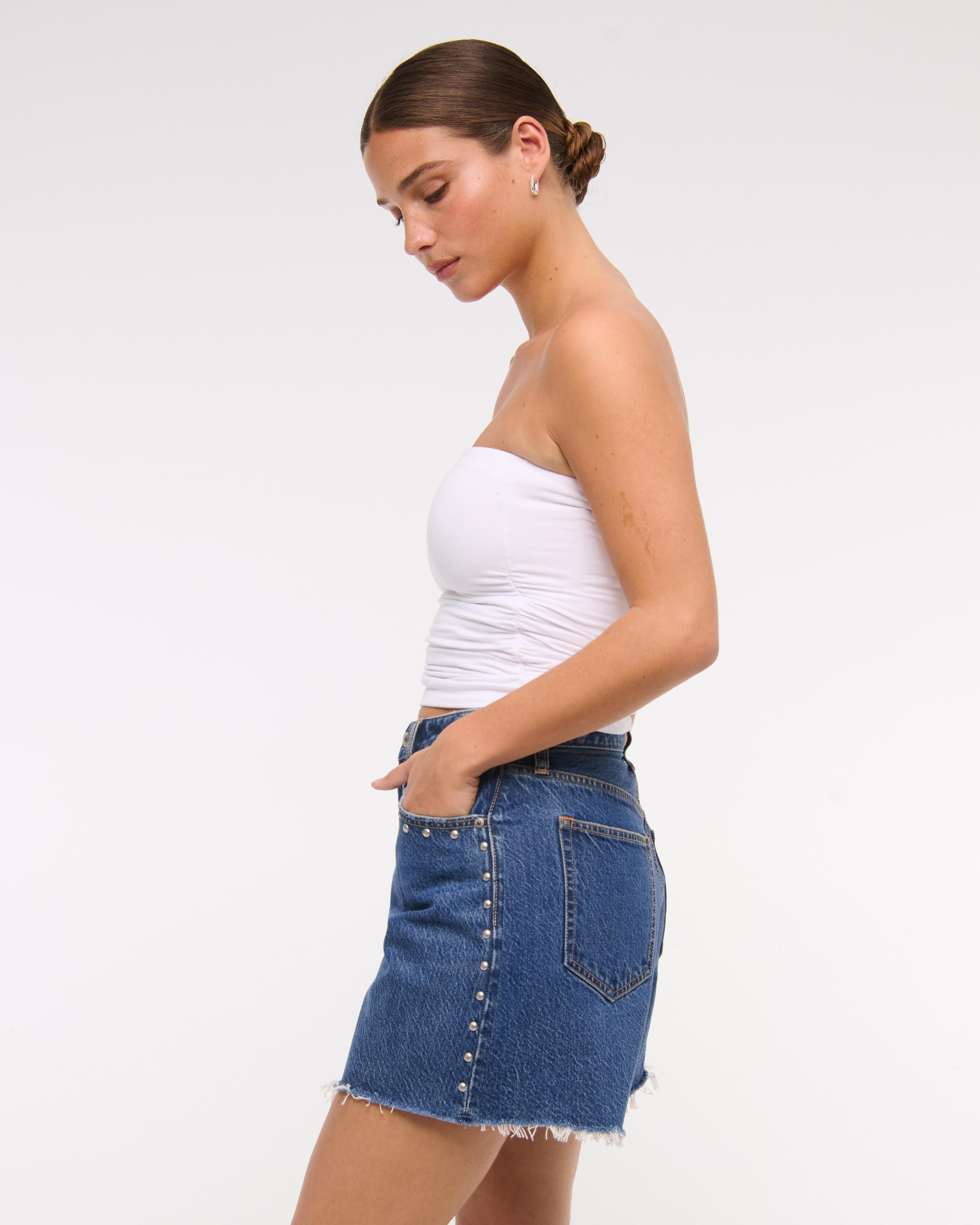 Curve Love High Rise Loose Short Product Image