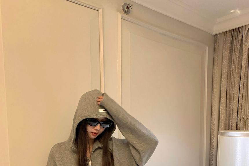 Plain Knit Zip-Up Hoodie / Hot Pants Product Image