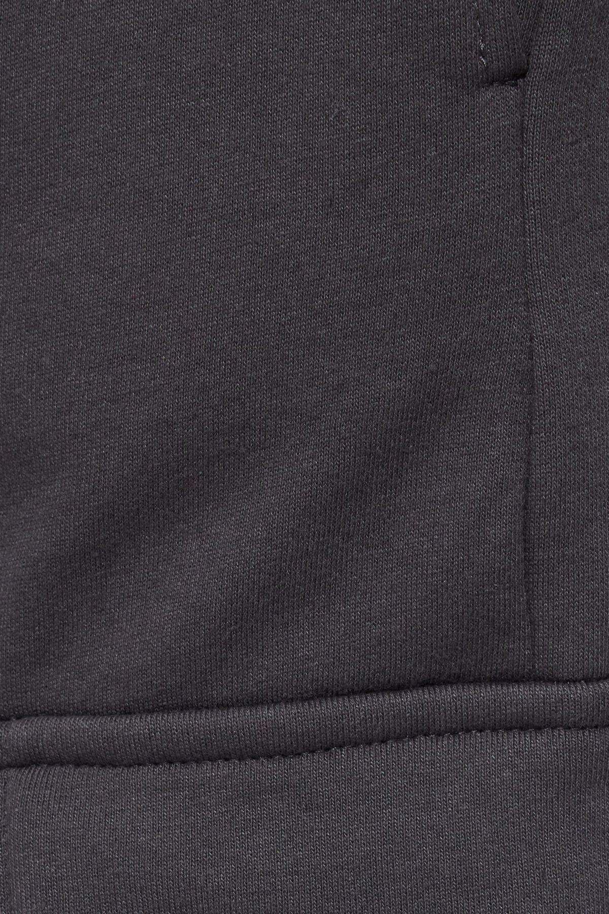 UltraFleece Cargo Sweatpants Product Image