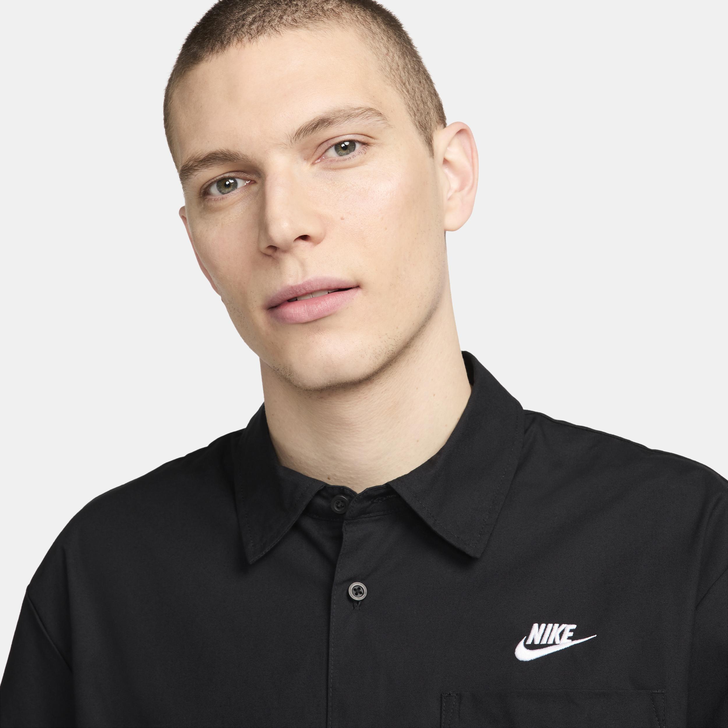 Nike Men's Club Short-Sleeve Oxford Button-Up Shirt Product Image