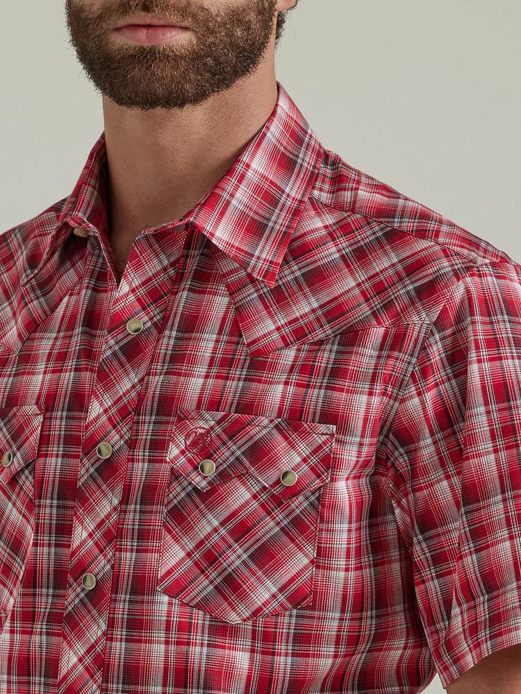 Wrangler Retro® Men's S/S Candy Red Plaid Snap Shirt Product Image