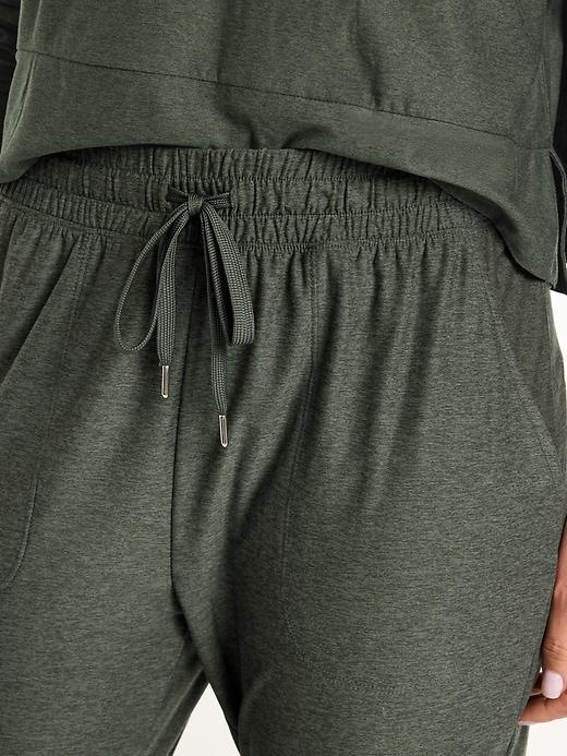 High-Waisted CloudMotion Joggers Product Image