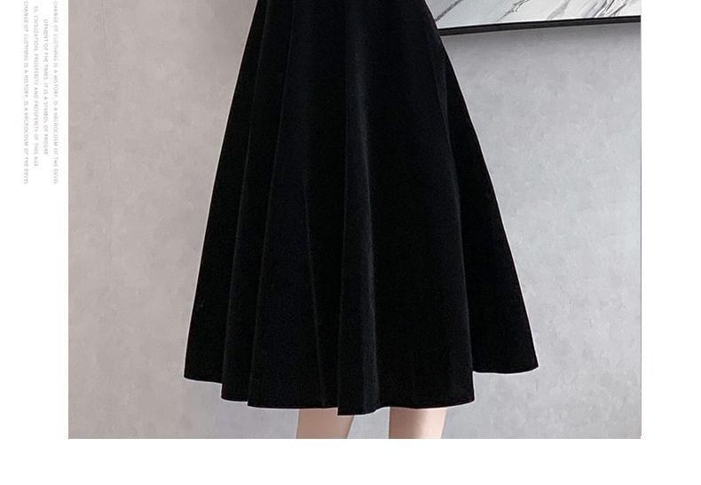 Long-Sleeve Square Neck Velvet Midi A-Line Dress Product Image