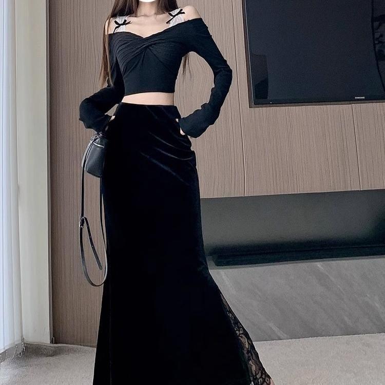 High Rise Lace Panel Velvet Midi Fishtail Skirt Product Image