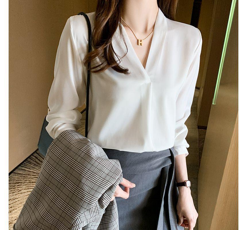 Long-Sleeve V-Neck Plain Blouse Product Image