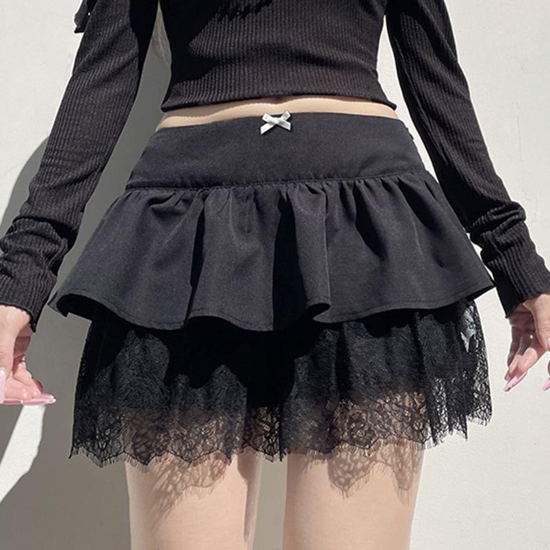 Mid Waist Plain Lace Mini A-Line Skirt Product Image