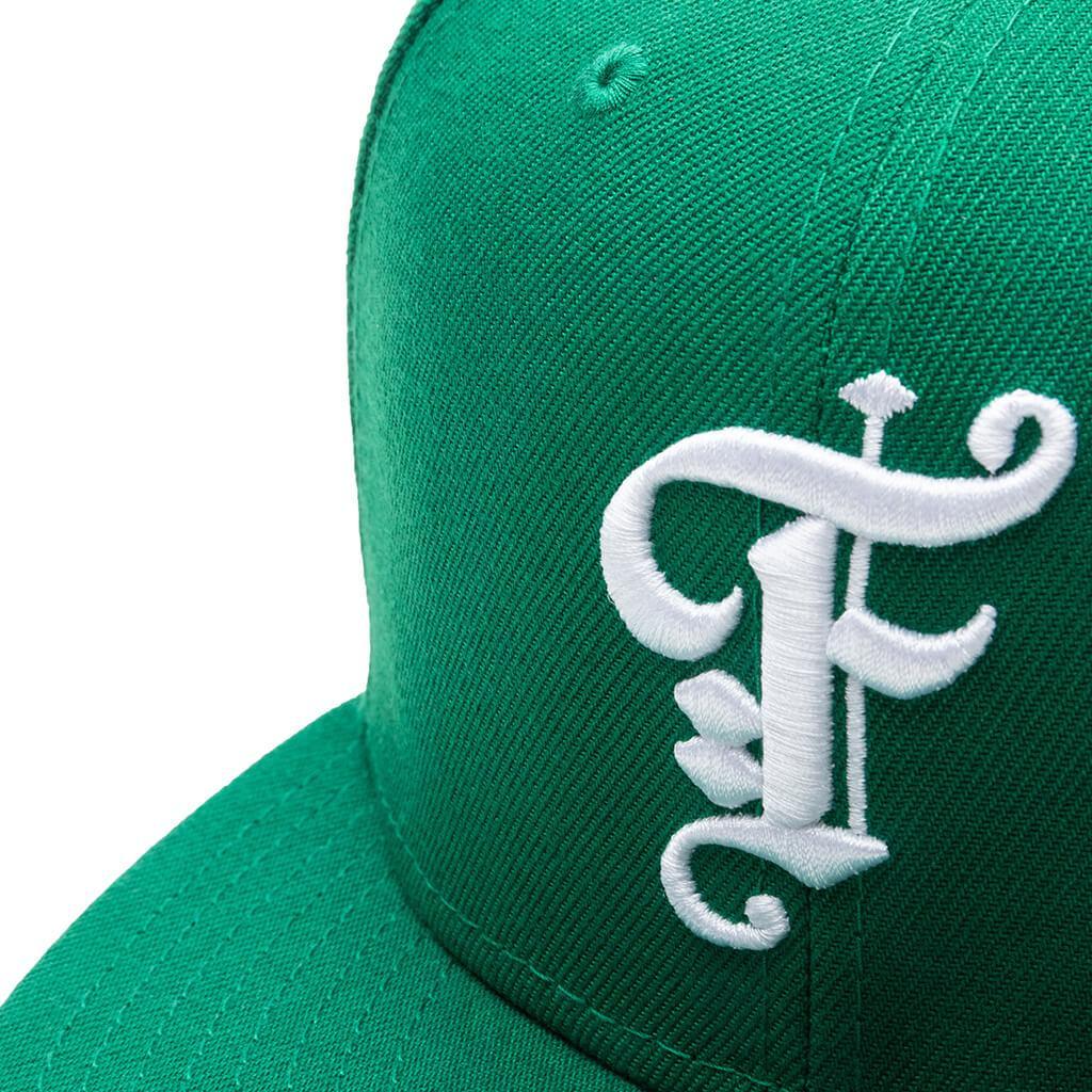 Feature x New Era Old English Fitted Hat - Kelly Green Male Product Image