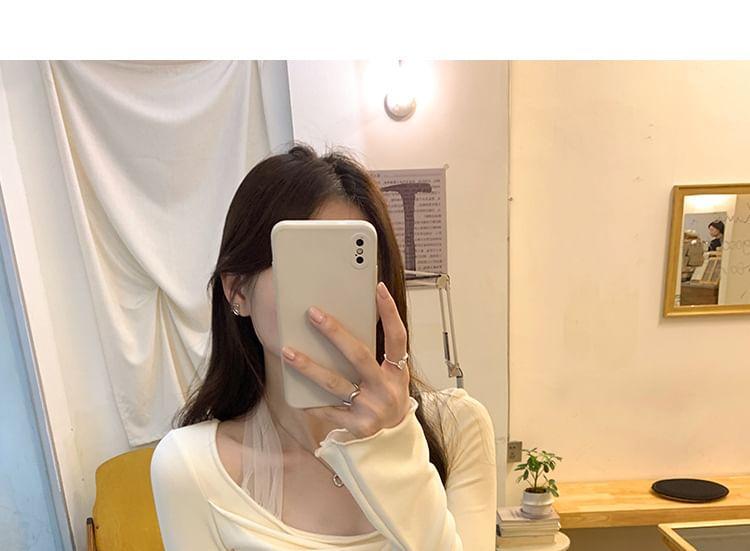 Long-Sleeve Scoop Neck Plain Lettuce Edge Ruched T-Shirt Product Image