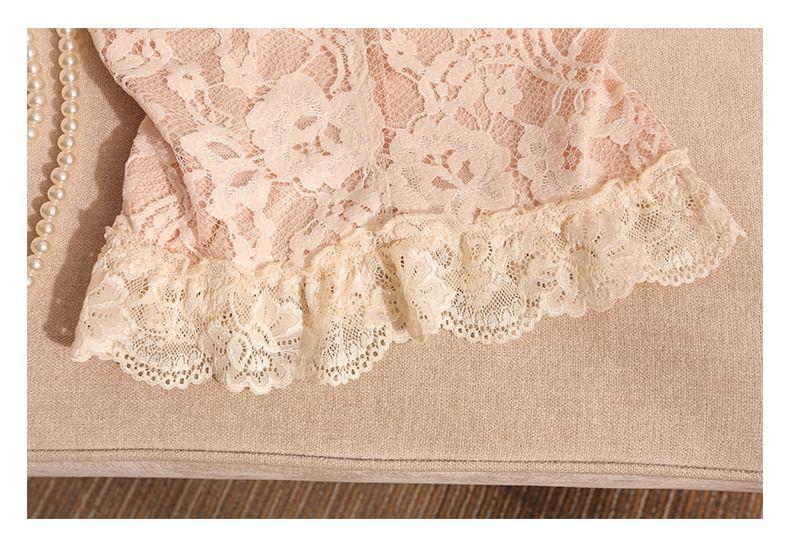 Floral Lace Ruffle Trim Cami Top Product Image