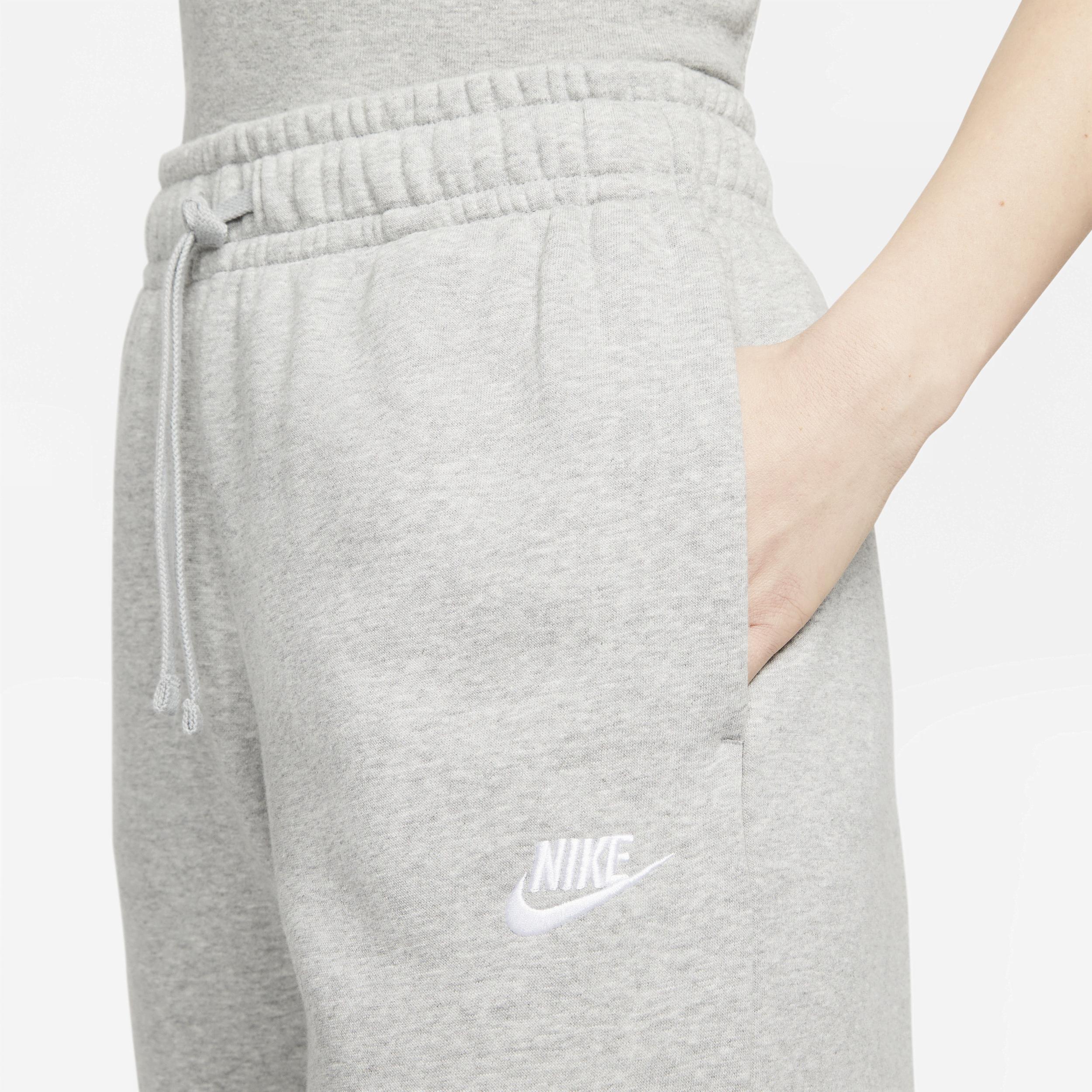 NikeSportswear Club Fleece Wide Leg Sweatpants Product Image