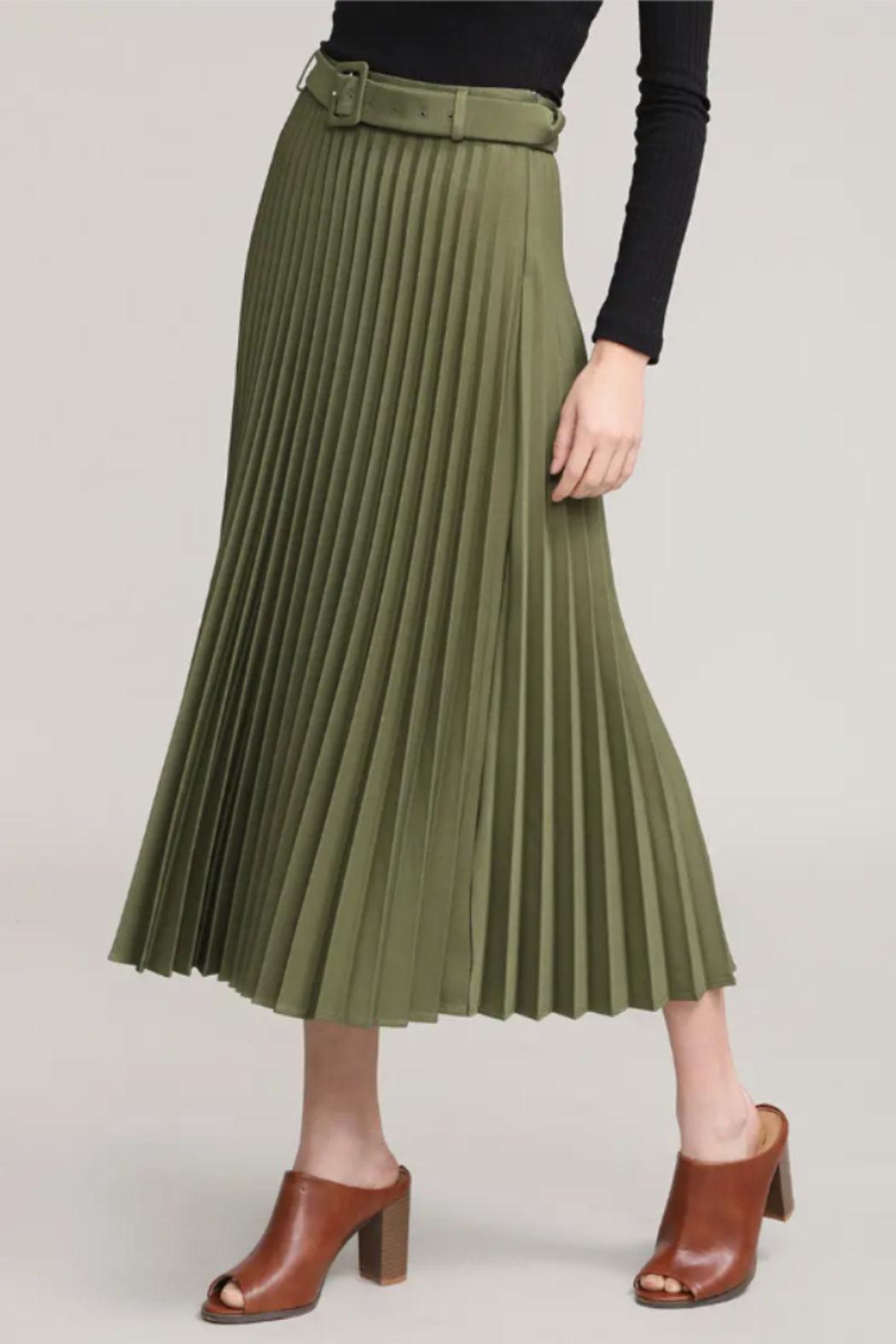 All pleated H-line Skirt w/Belt Product Image