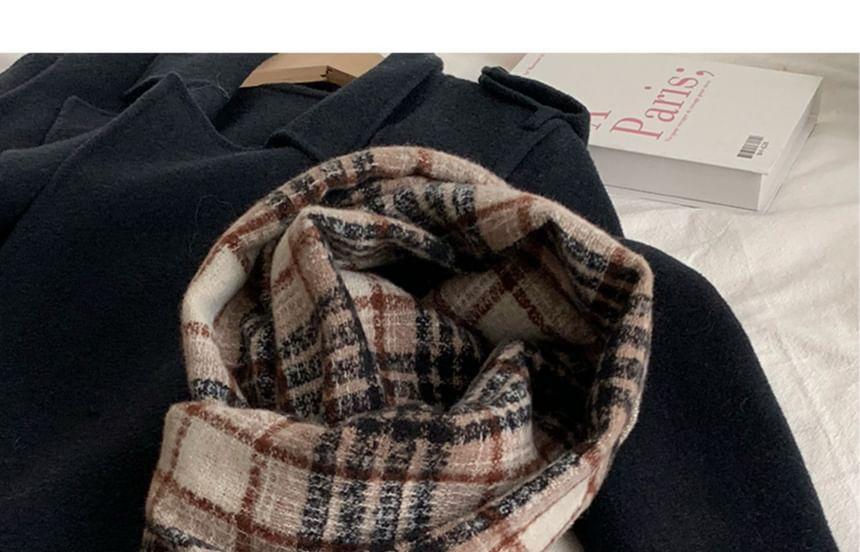 Plaid Applique Scarf Product Image