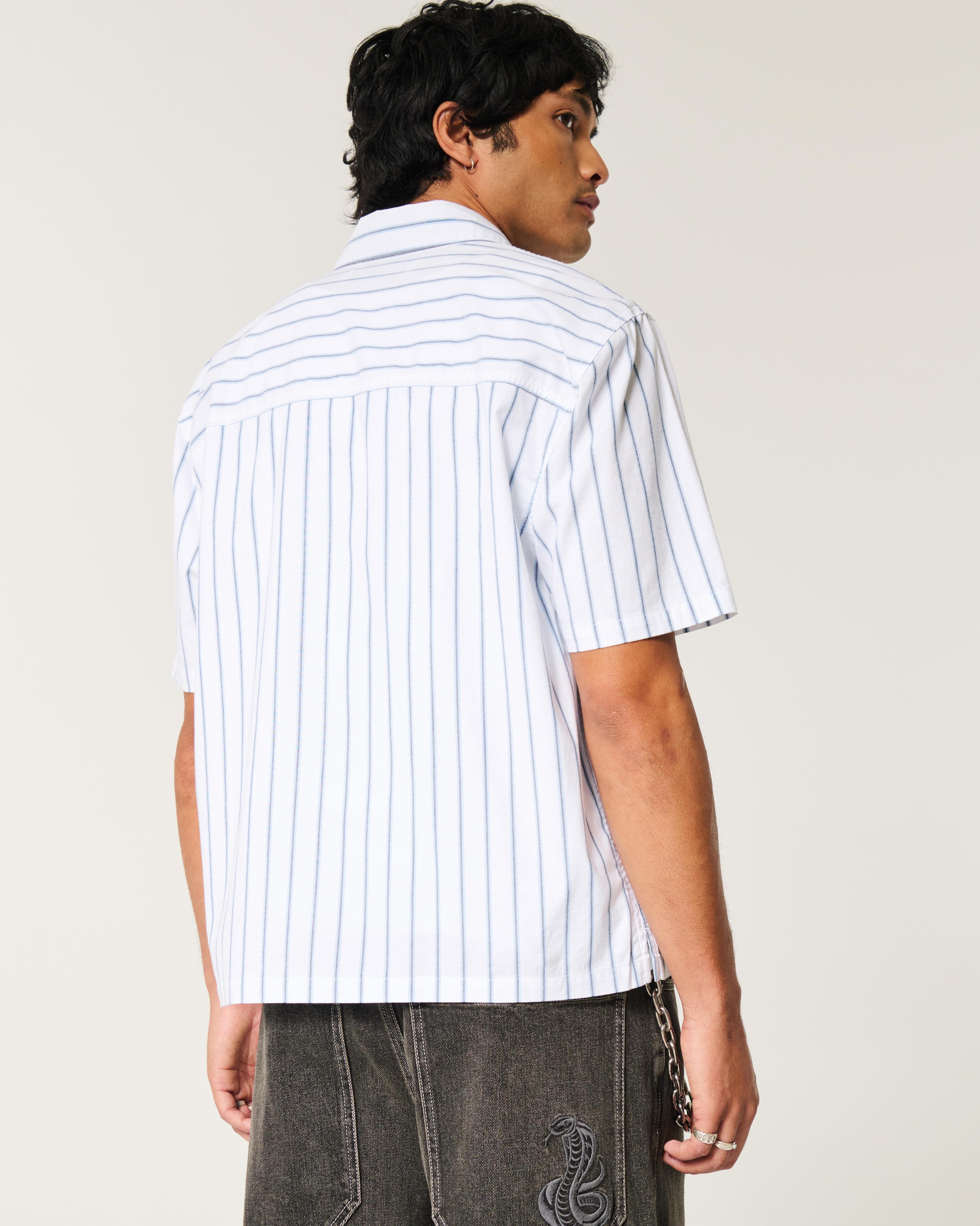 Boxy Short-Sleeve Poplin Shirt Product Image