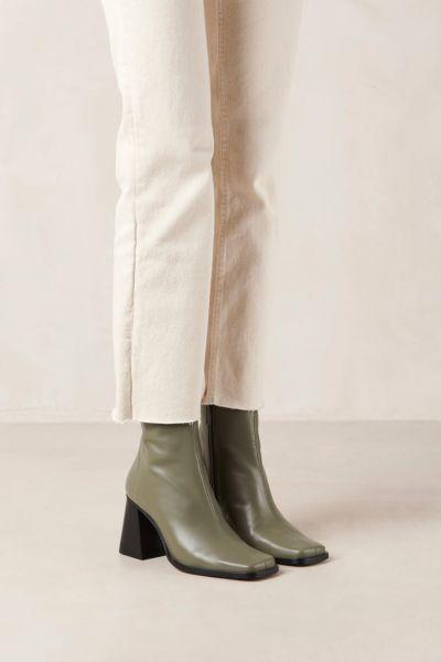 ALOHAS South Leather Ankle Boot Product Image