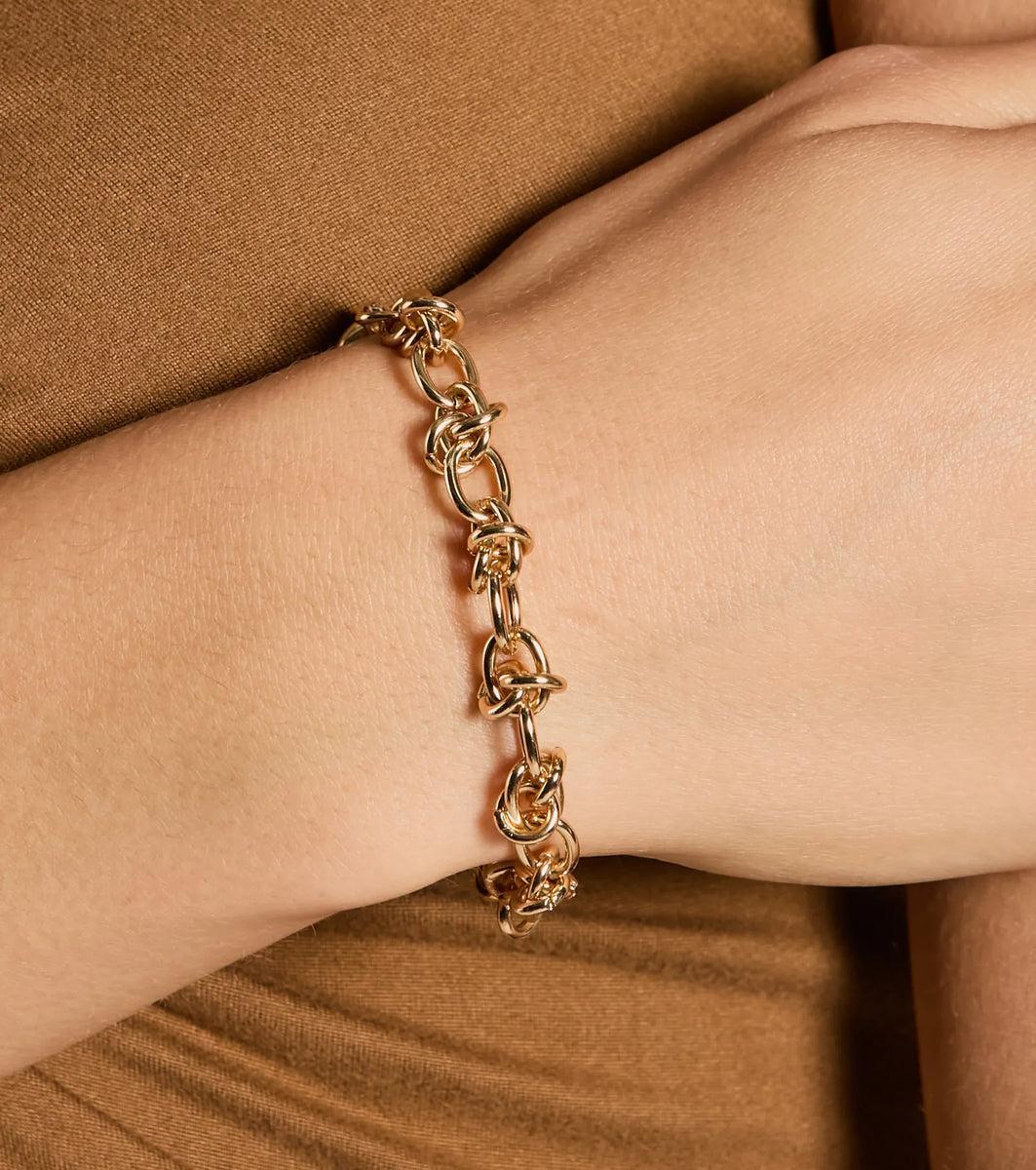 Edgy Chain-Link Bracelet Product Image