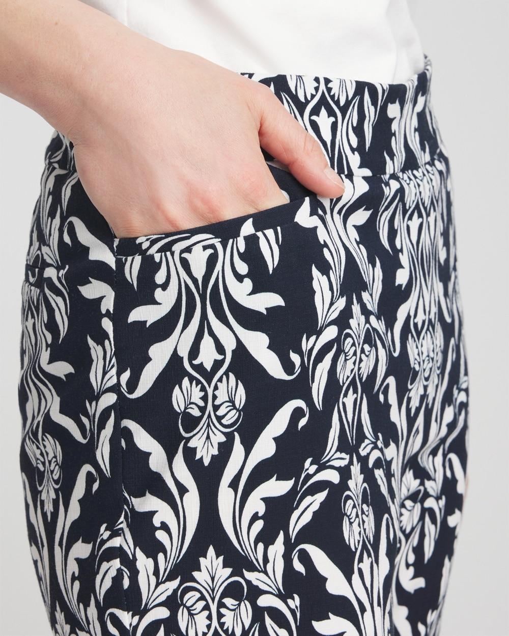 Brigitte 10" Swirl Print Shorts Product Image