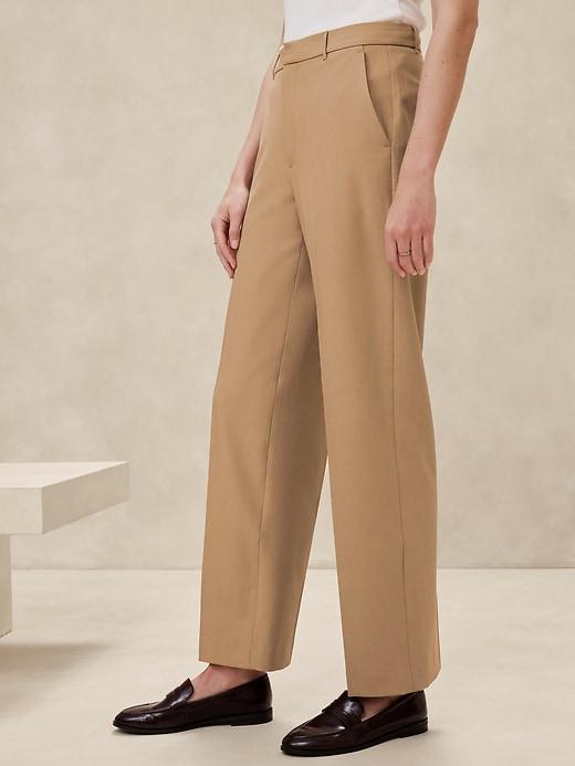 Sculpted Straight Pant Product Image