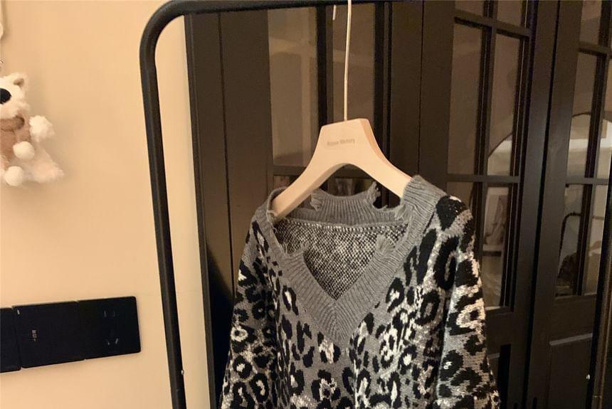 V-Neck Leopard Print Sweater Product Image