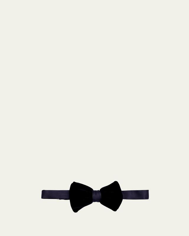 Men's Silk Bow Tie Product Image