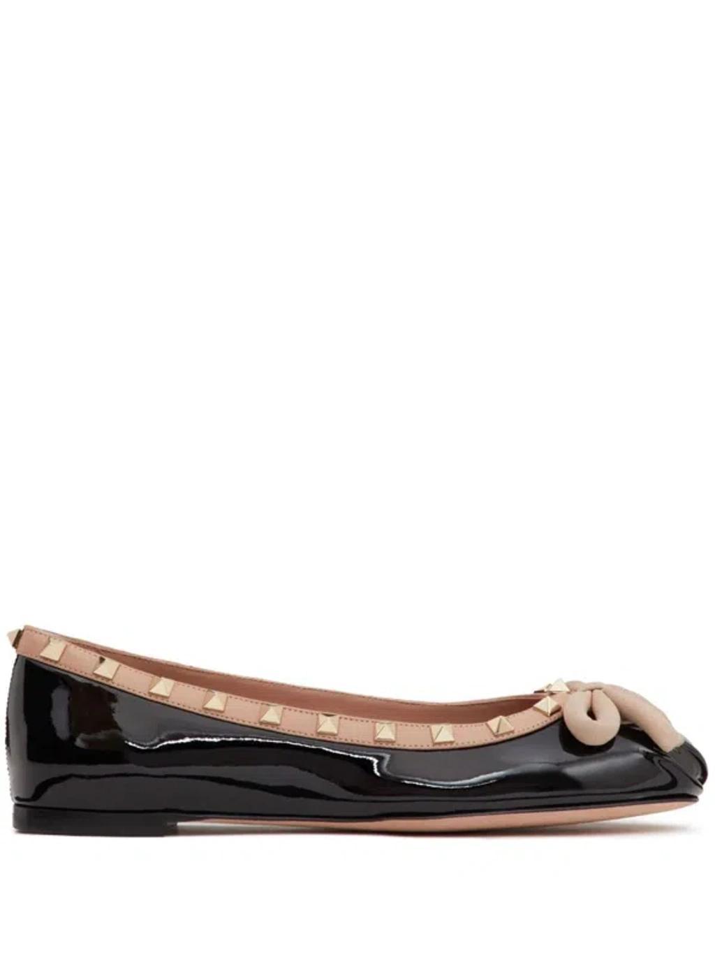 VALENTINO GARAVANI Flats In Black Product Image