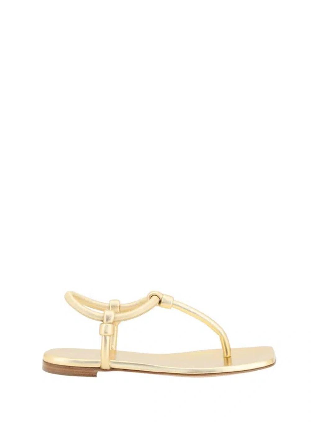 GIANVITO ROSSI Juno Thong Leather Sandals In Gold Product Image