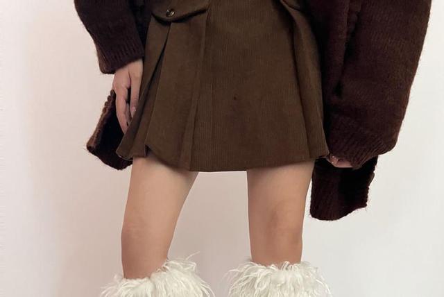 Plain Fluffy Leg Warmers Product Image