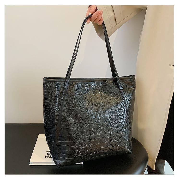 Plain Faux Leather Tote Bag Product Image