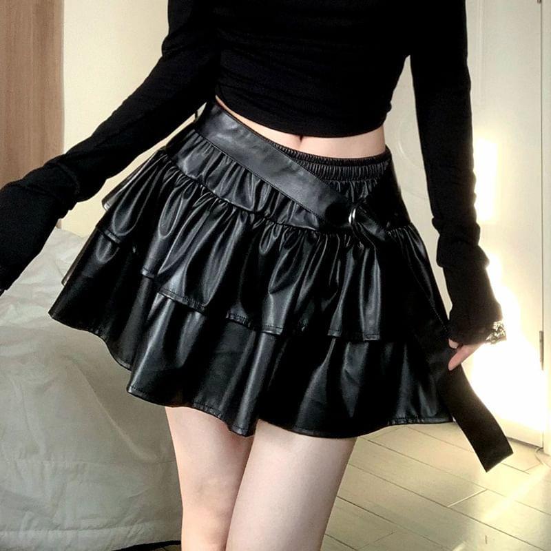 Low Rise Belt Accent Plain Faux Leather Mini A-Line Skirt Product Image