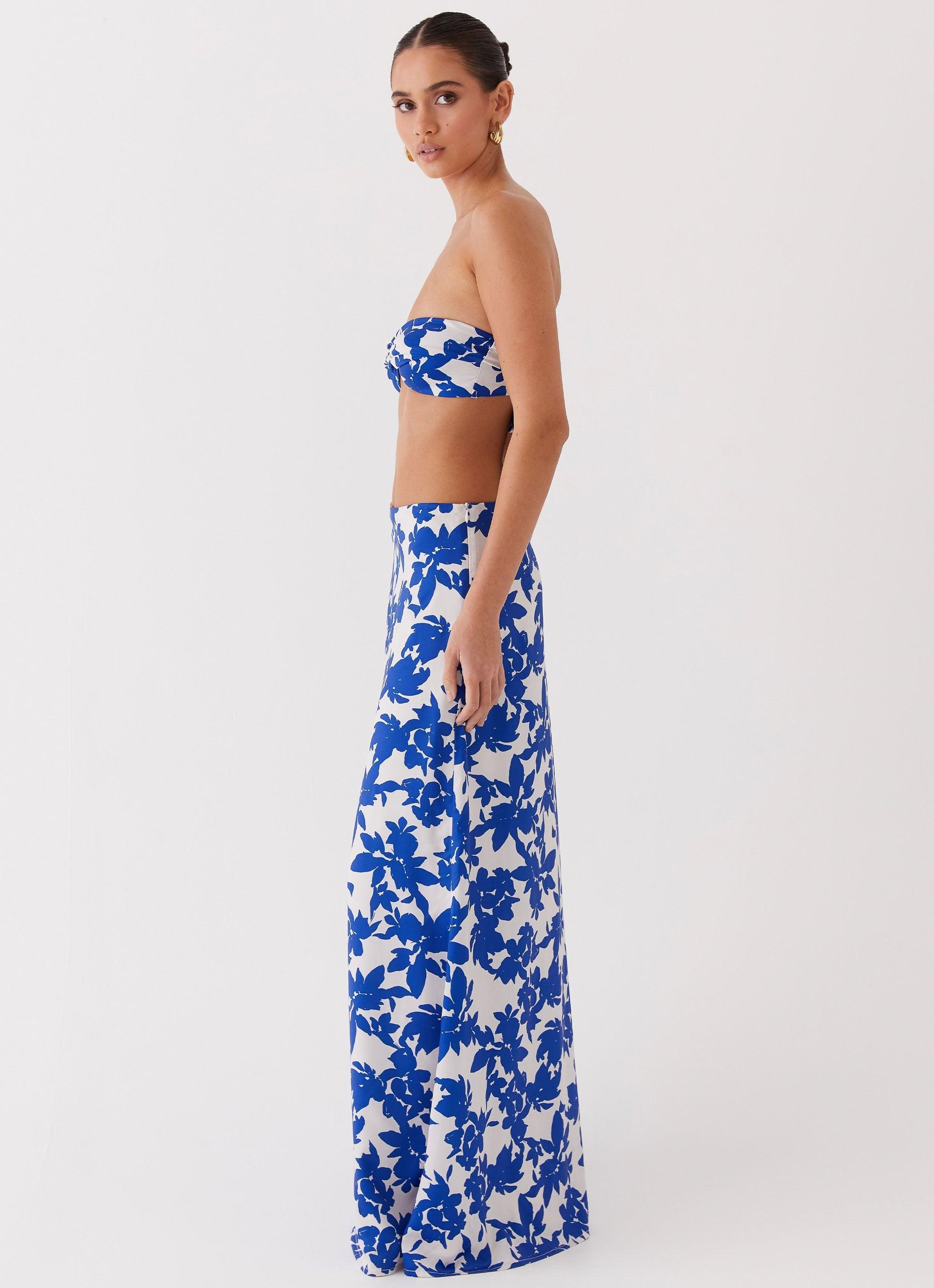 Sky Gaze Twist Top - Blue Floral Product Image