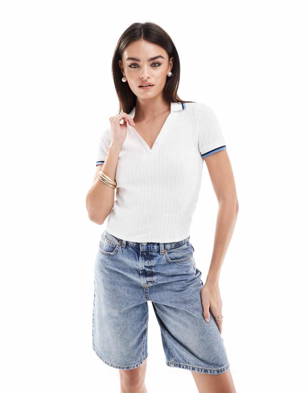 Miss Selfridge tipped notch neck polo top in white Product Image